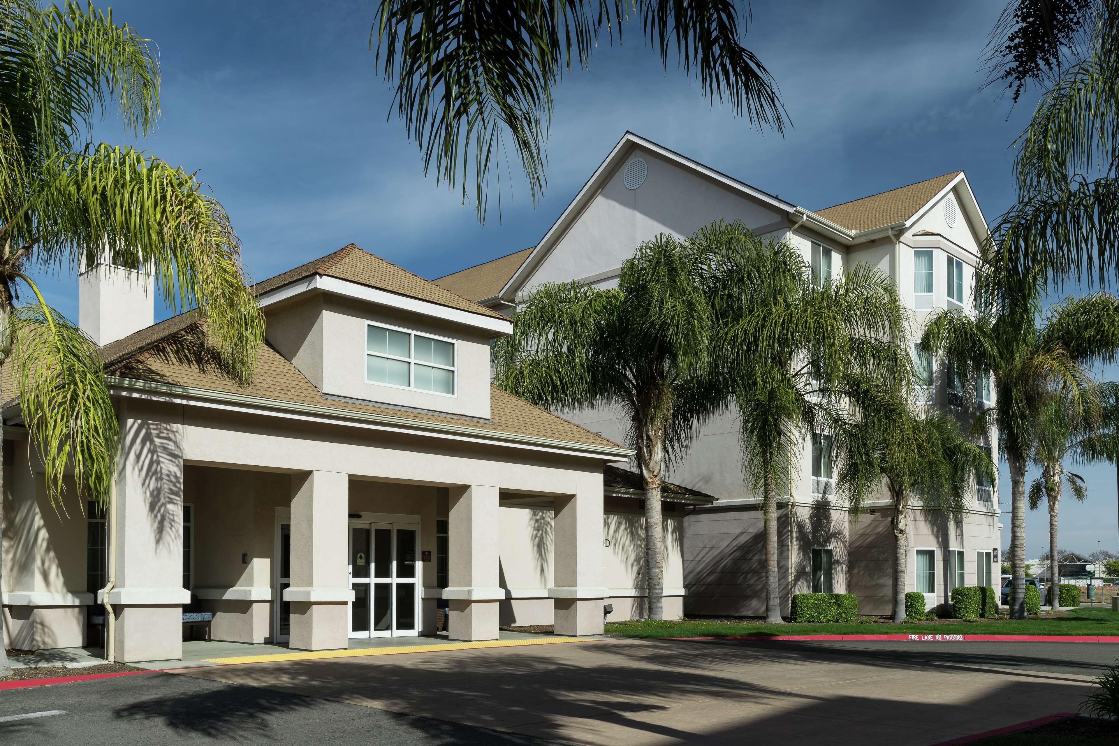 Homewood Suites By Hilton Fresno Airport/Кловис Екстериор снимка