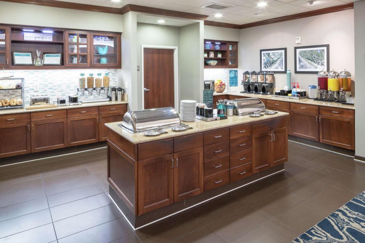 Homewood Suites By Hilton Fresno Airport/Кловис Екстериор снимка